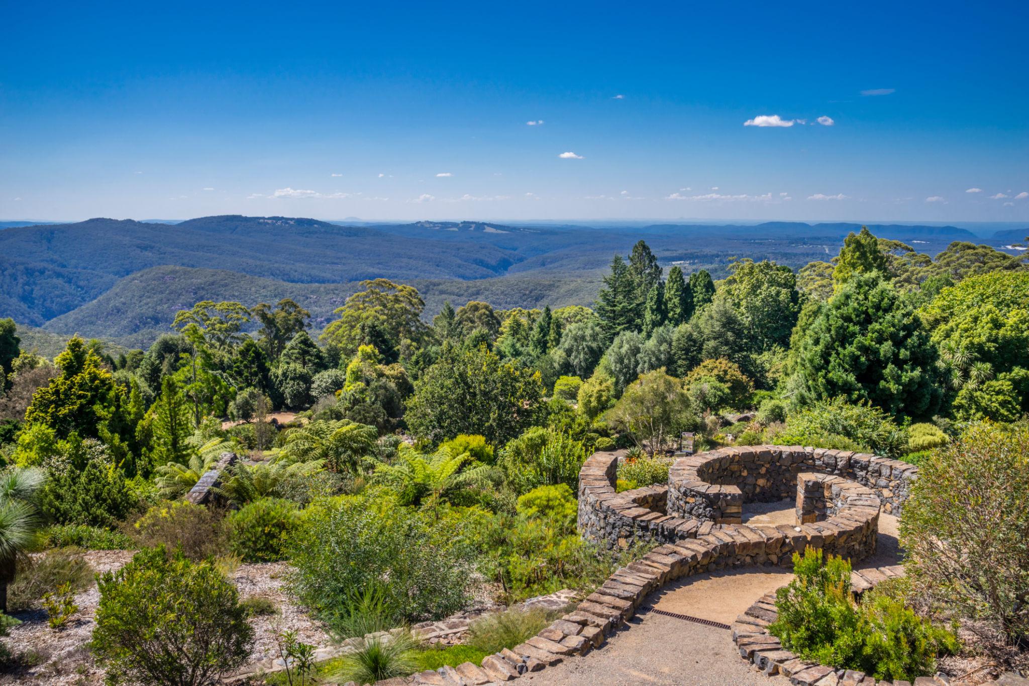Gardens, Mountains and the Spirit of Country Living